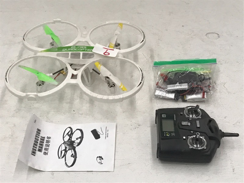 lot 9 image: QuadCopter Reote Control Drone, Com...