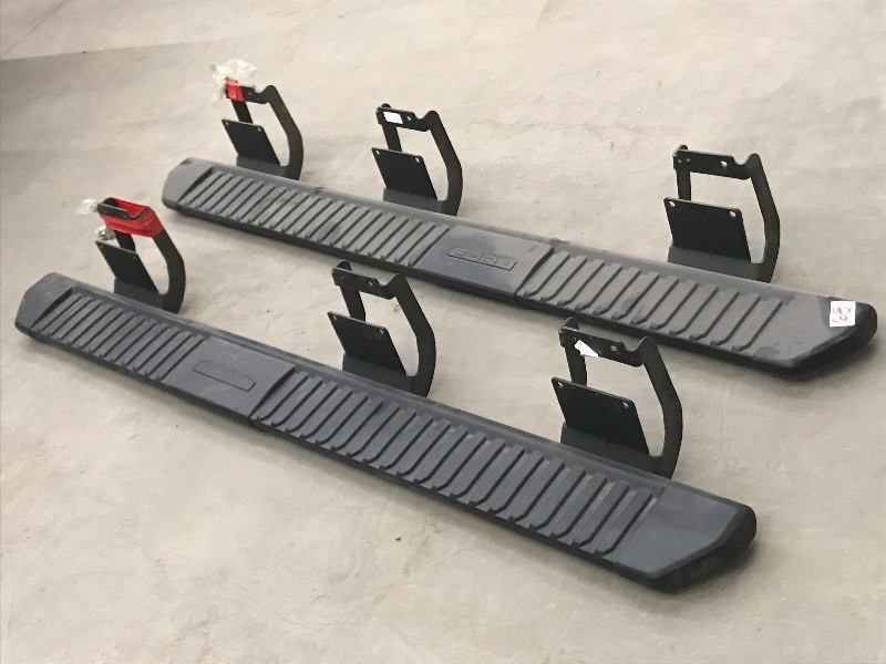 lot 68 image: 2017 Ford F.550 RunningStep Board ...