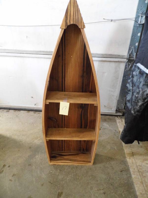 lot 17 image: Boat Shelf