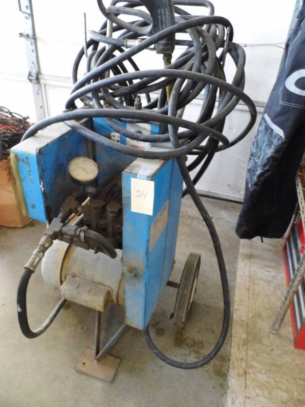 lot 24 image: Heavy Duty Power Washer