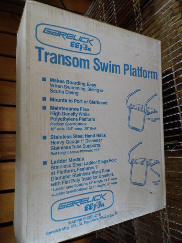 lot 60 image: Transom Swim Platform