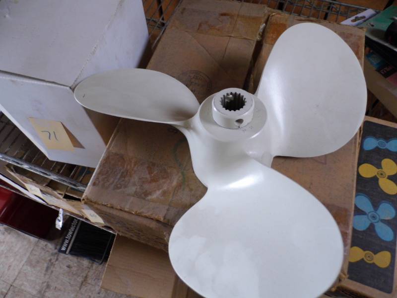 lot 67 image: Propellor