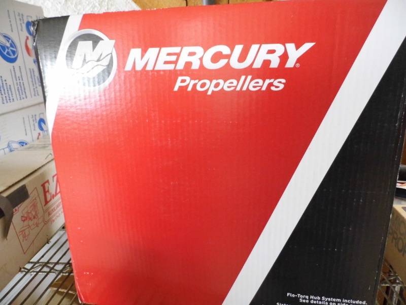 lot 74 image: Propellor