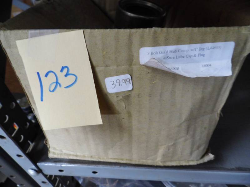 lot 123 image: Hub