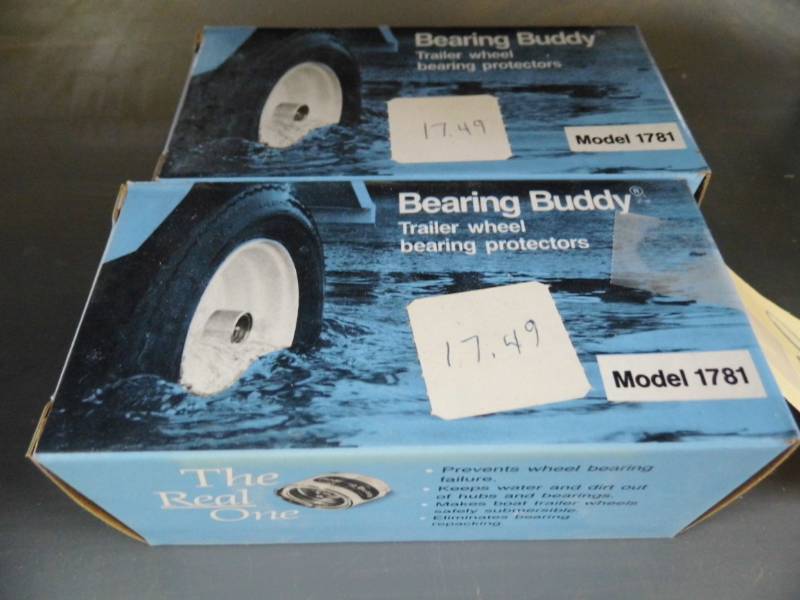 lot 130 image: 2 Sets Bearing Buddies