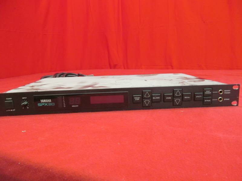 lot 11 image: Yamaha Digital sound processor model # SPX90