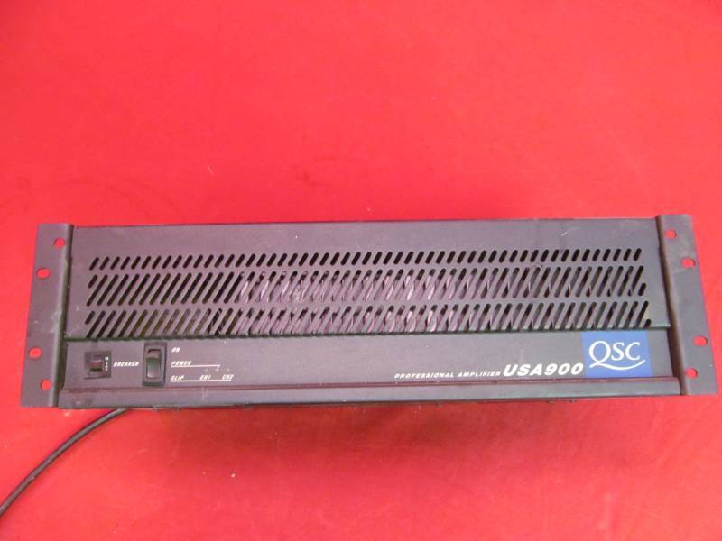 lot 29 image: QSC professional amplifier model USA 900