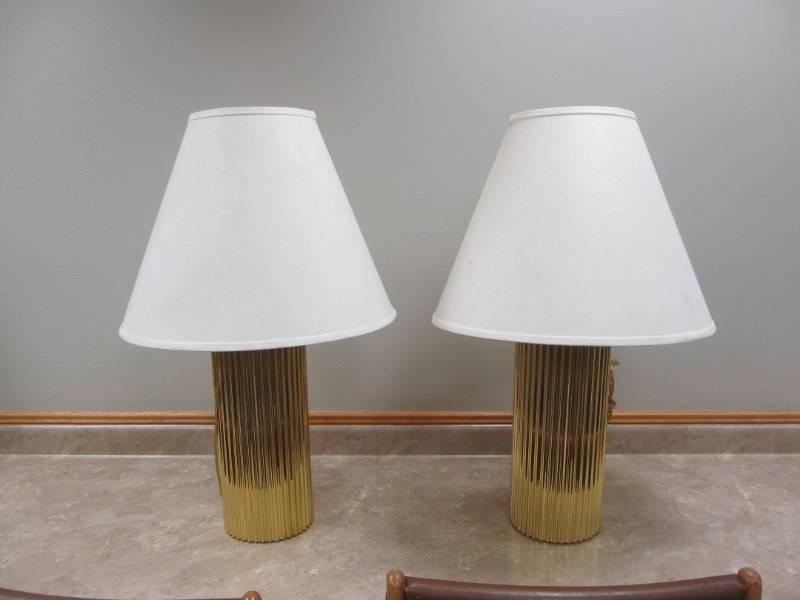 lot 70 image: Set of brass lamps (30 high)