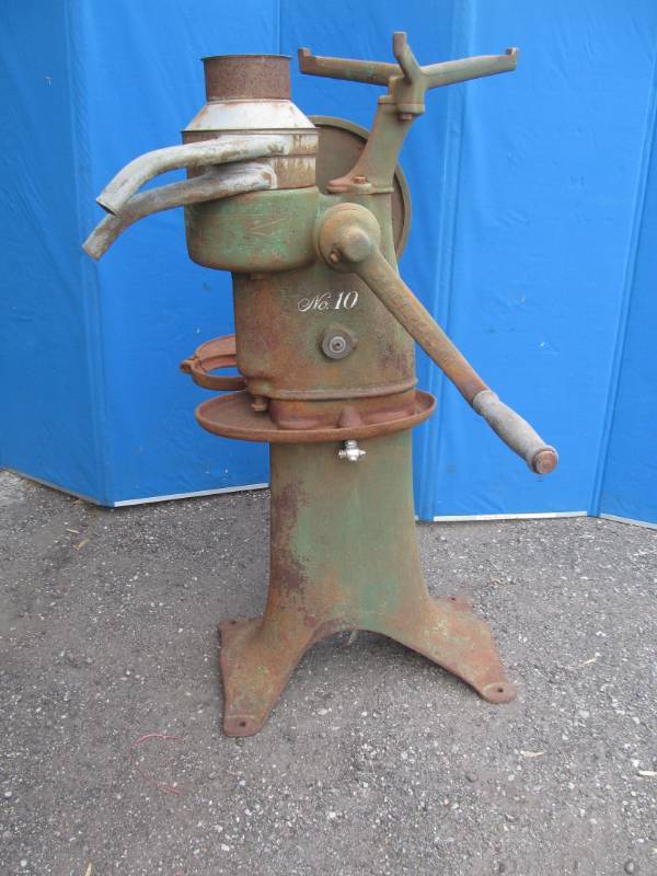 lot 83 image: cream seperator