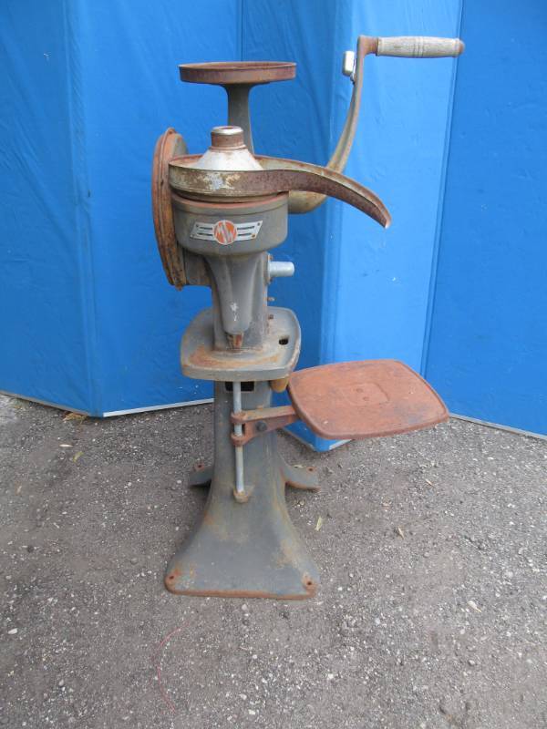 lot 85 image: cream seperator