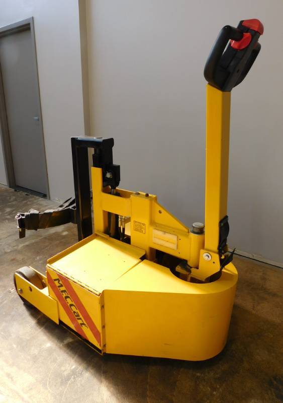 lot 11 image: Powered MFC Drum Mover
