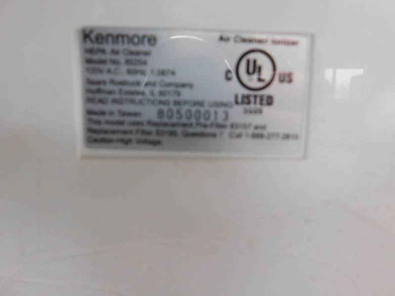 lot 35 image: Kenmore Hepa Air CleanerIonizer