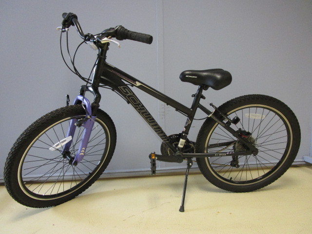 lot 309 image: ALUMINUM FRAME MOUNTAIN BICYCLE