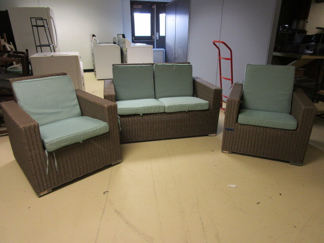 lot 321 image: FAUX WICKER PATIO FURNITURE