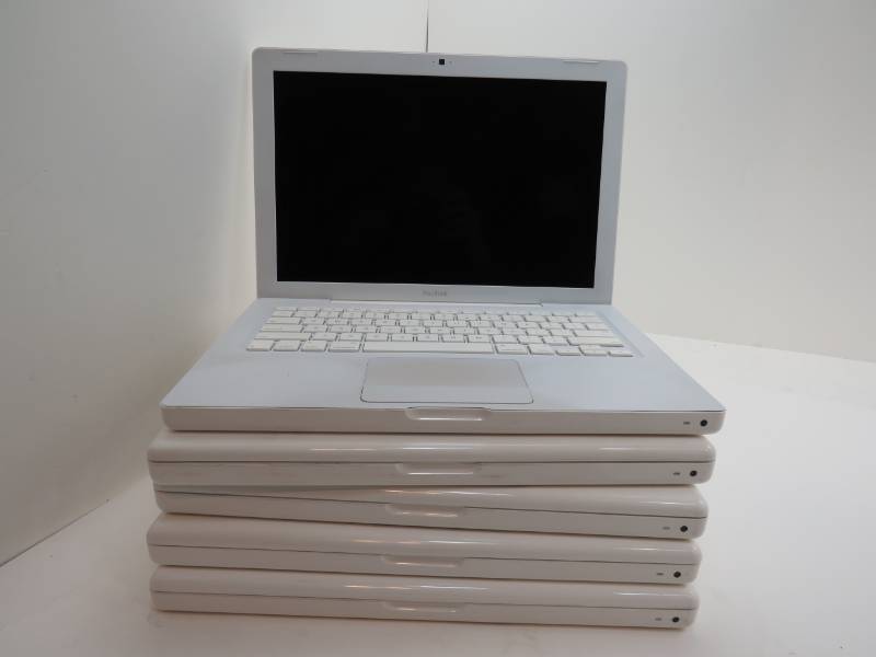 lot 1 image: Lot of 5 MacBook Laptop computers 2008 MB402lla-A1181