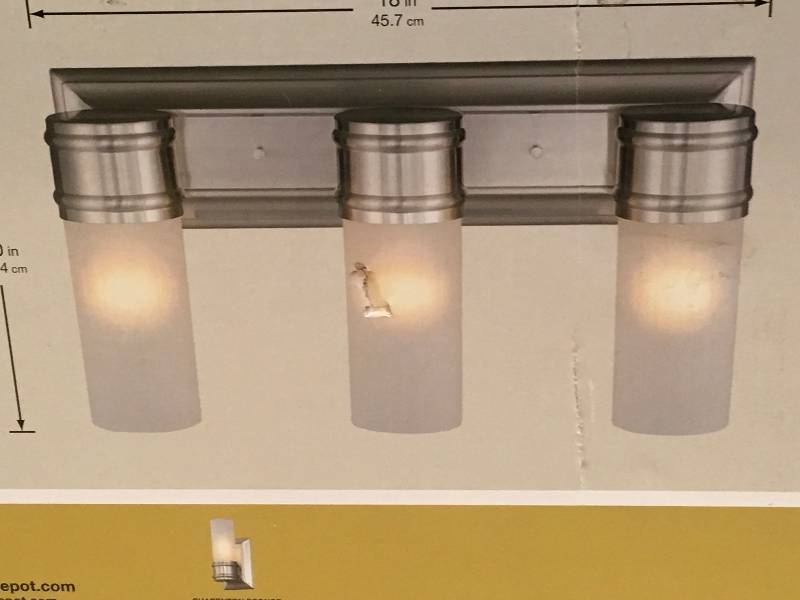 lot 34 image: HAMPTON BAY CHARENTON 3-LIGHT VANITY FIXTURE BRUSHED NICKEL new