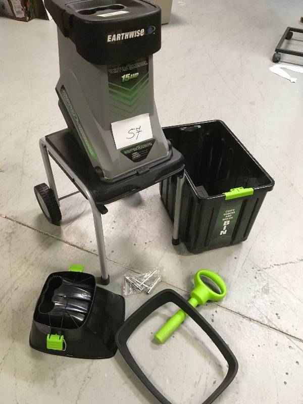 lot 57 image: Earthwise (1-34) 15-Amp Electric Chipper Shredder in working conditions