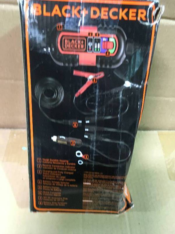 lot 47 image: Black & Decker Vehicle Battery Maintainer and Trickle Charger not used in good condition