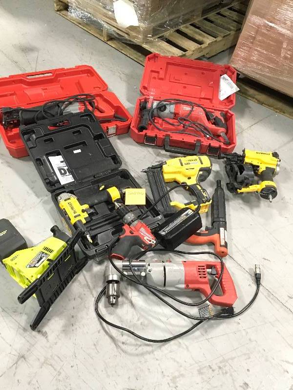 lot 80 image: Lot of assorted power tools salvage for parts or repair