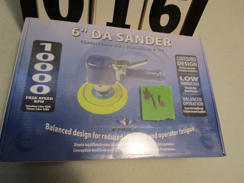 lot 16 image: Eagle 6 DA Sander
