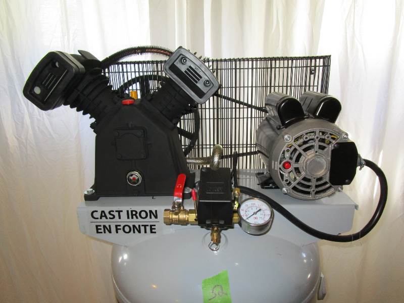 lot 52 image: Iron Horse 60 Gallon Air Compressor