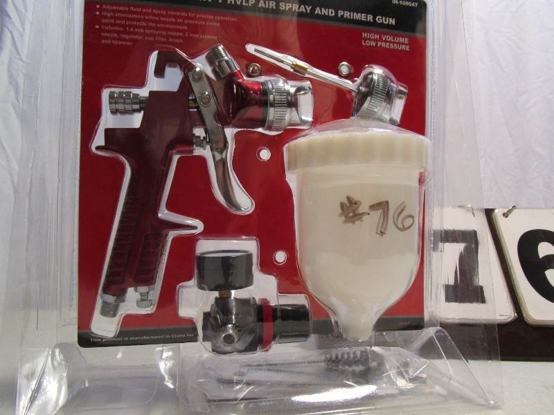 lot 76 image: Iron Horse 2 in 1 HVLP Air Spray & Primer Gun