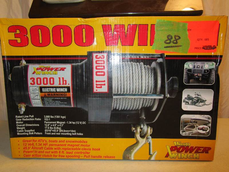 lot 88 image: Wood Power 3000 lb Winch