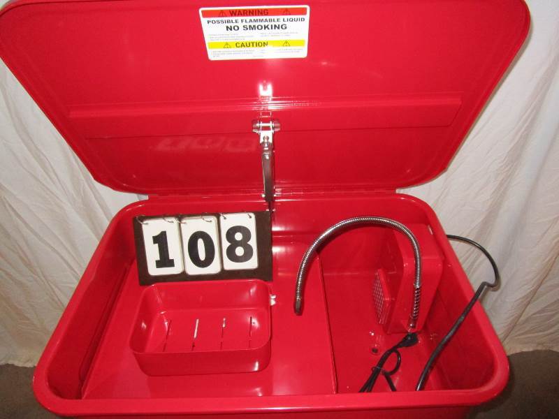 lot 108 image: King 20 Gallon Parts Washer