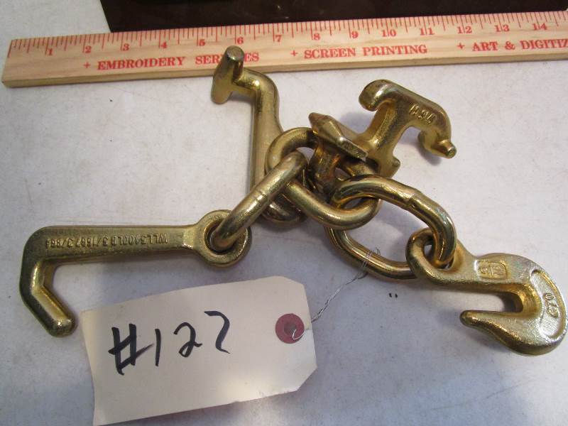 lot 127 image: Hook Cluster