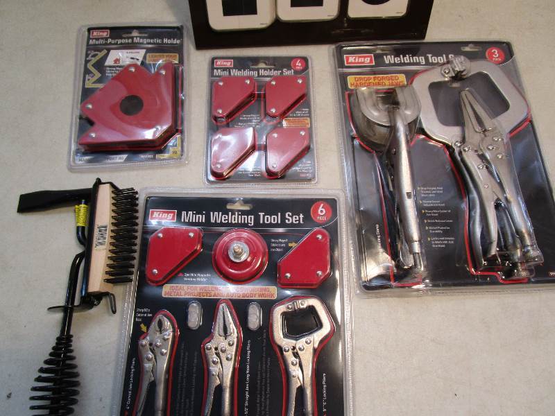 lot 179 image: Assorted Welding Clamps & Tools