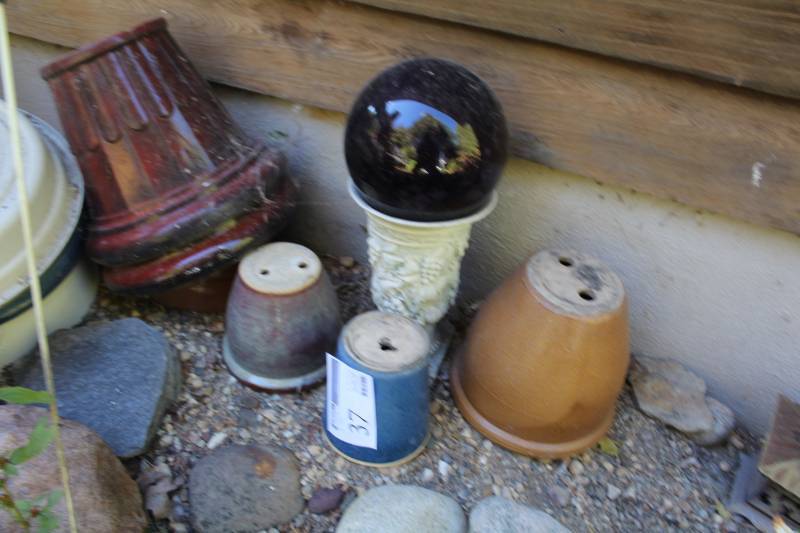 Lot of (6) Garden Pots