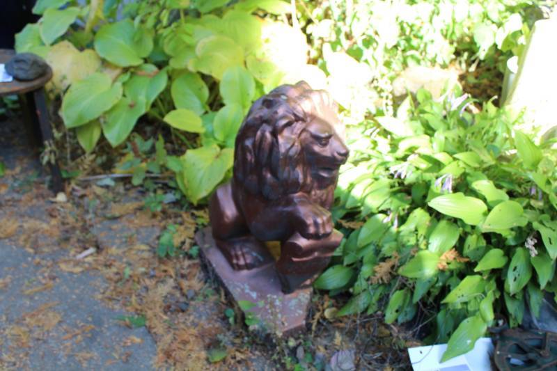 Lion Yard Art