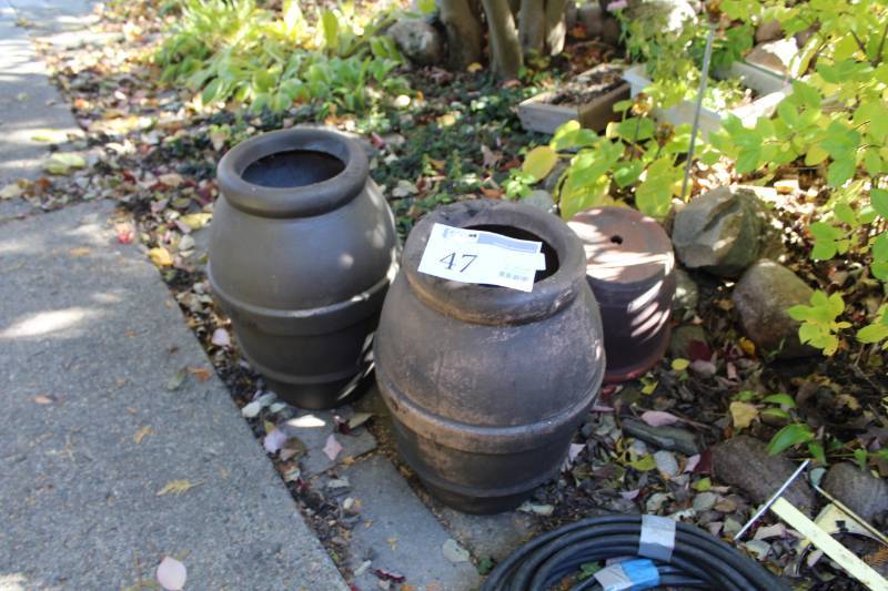 Lot of (3) Garden Pots