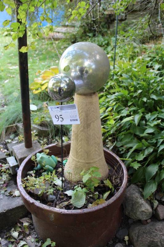 Lot of (2) Gazing Balls