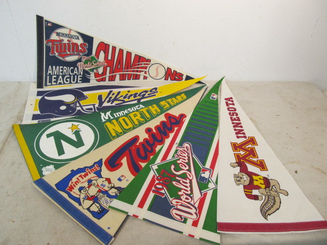 lot 46 image: Lot of Vintage Full Size MN Sports Pennants