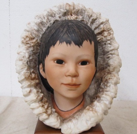 lot 81 image: Large 10 Signed Eskimo Child Bust Statue