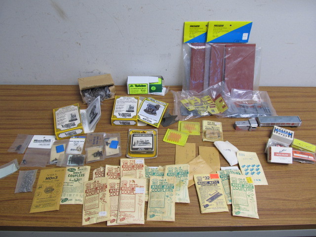lot 197 image: LARGE Lot of Model Train Miniatures etc