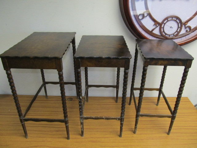 lot 161 image: Vintage Wooden Nesting Table Set
