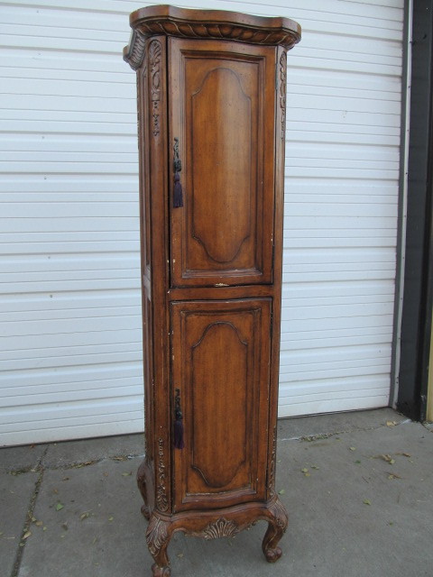 lot 166 image: Ornate Footed Wooden Narrow Cabinet