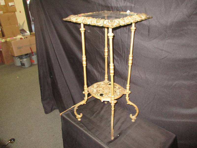 Glass Top Metal Stand Damaged Leg - See Pictures