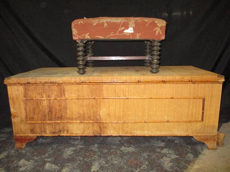 Wicker chest and stool