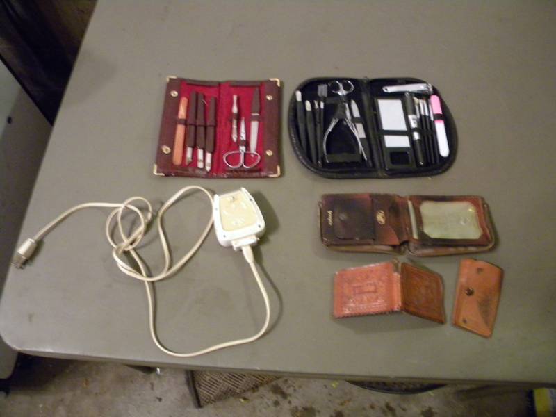 Lady Remington Shaver,2 Manicure Sets & Leather Wallets and Key Holder