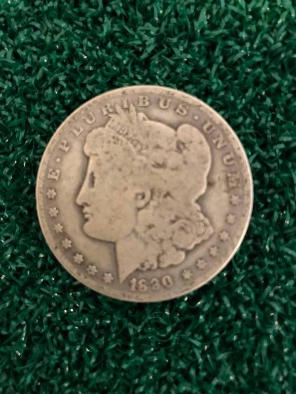 lot 29 image: 1890 Morgan Silver Dollar