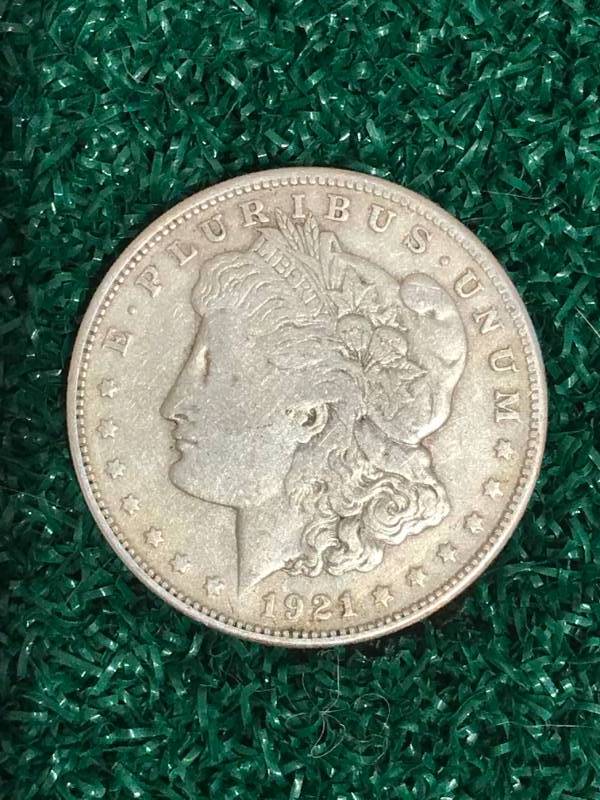 lot 62 image: 1921 Morgan Silver Dollar