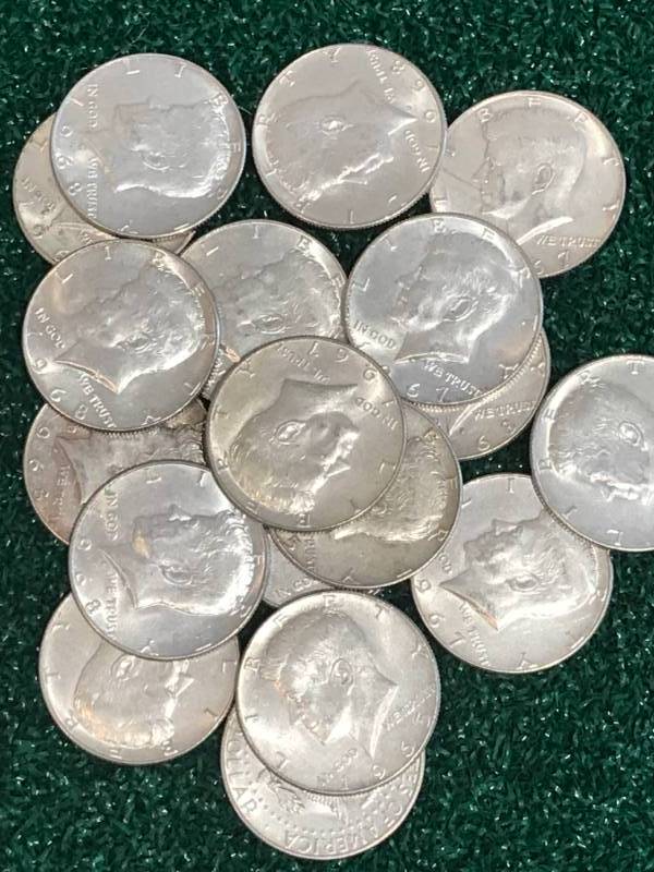 lot 71 image: Lot of 18 Kennedy Half Dollars Over 7 oz of 40% silver