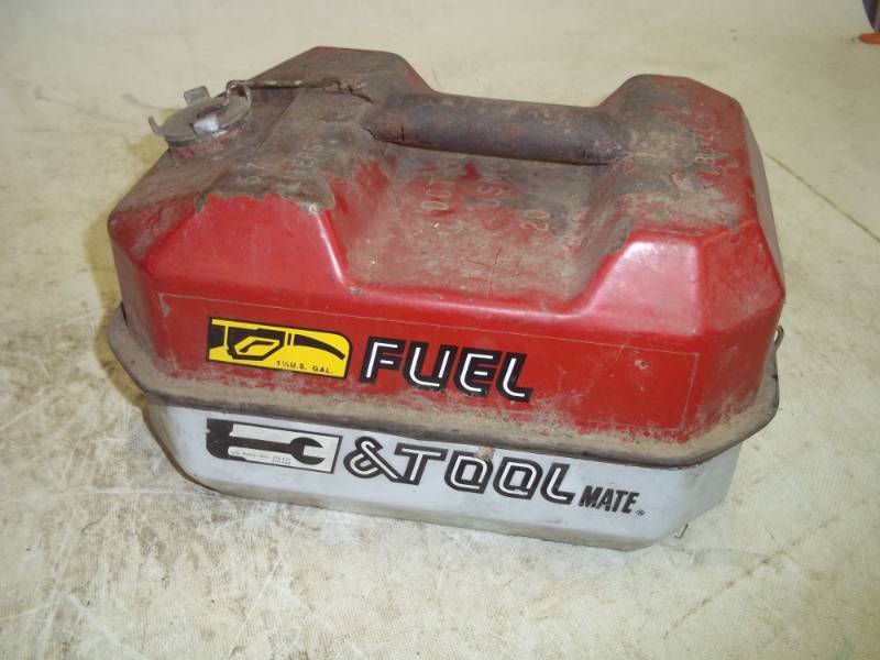 lot 34 image: Fuel n Tool mate