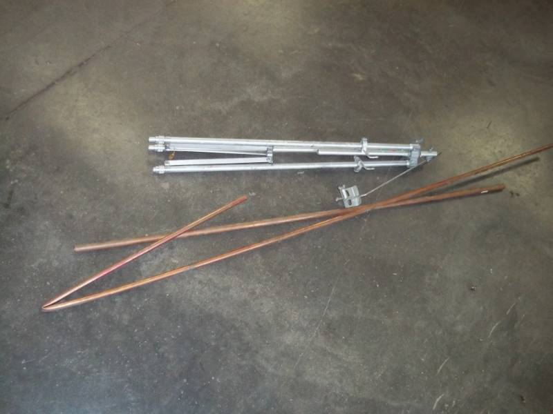 lot 104 image: Art Easel and copper pipe