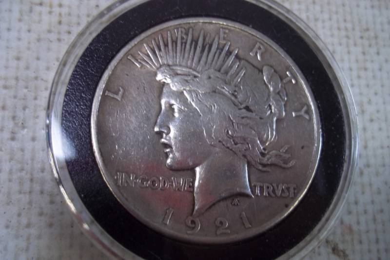 lot 42 image: 1921 Peace Dollar  90% Silver