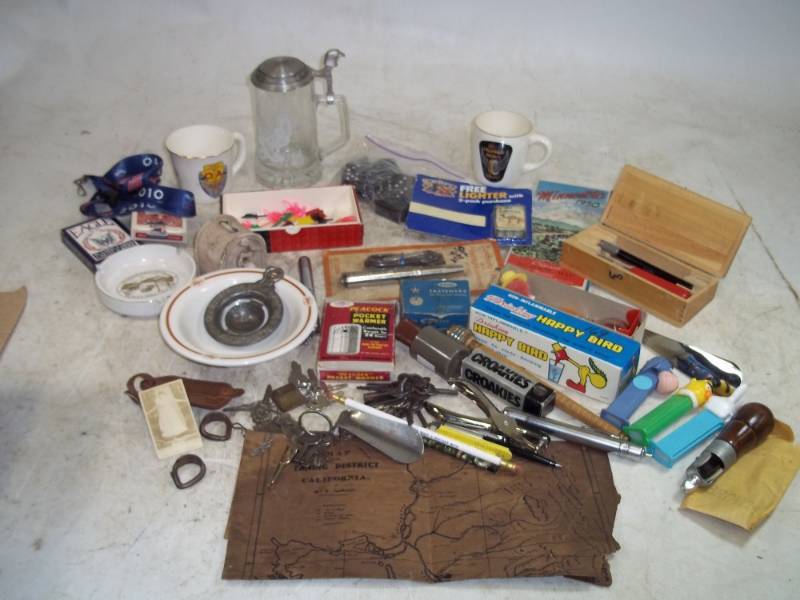 lot 51 image: Misc Junk drawer Misc Group
