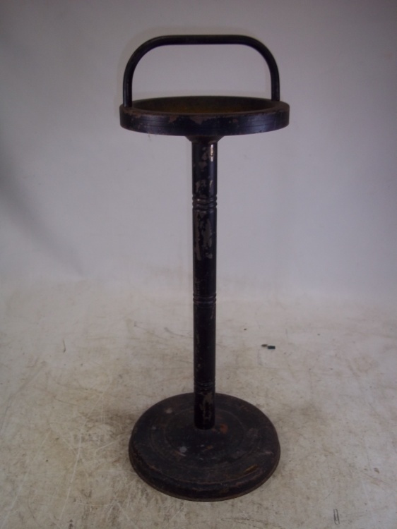 lot 123 image: Vintage Smoking Stands